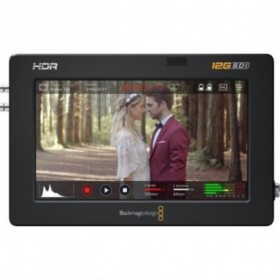 Blackmagic Video Assist 5"...