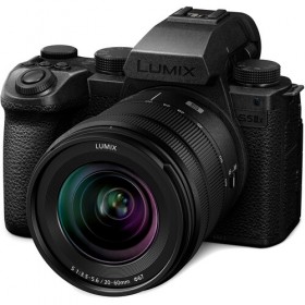 Panasonic Lumix S5 II X |...